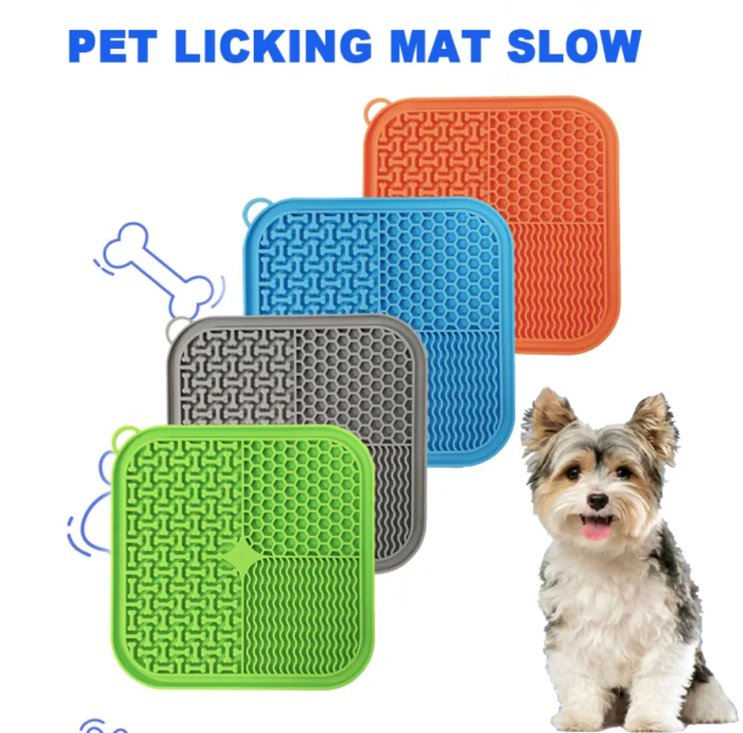 Dog Lick Pad with Suction Cups